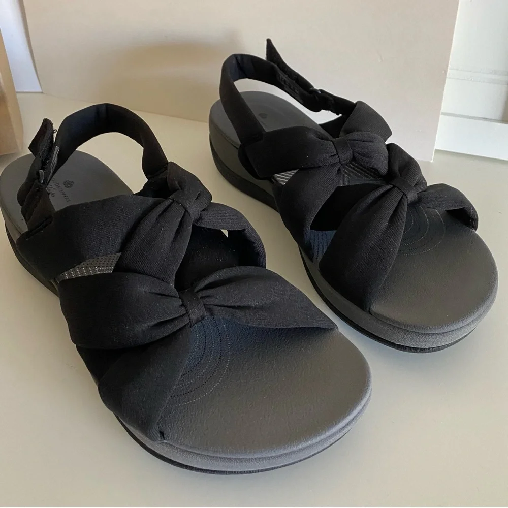 Clarks Cloudsteppers Arla Wide Width Black Sandals size 9.5 (US) - Picture 5 of 8